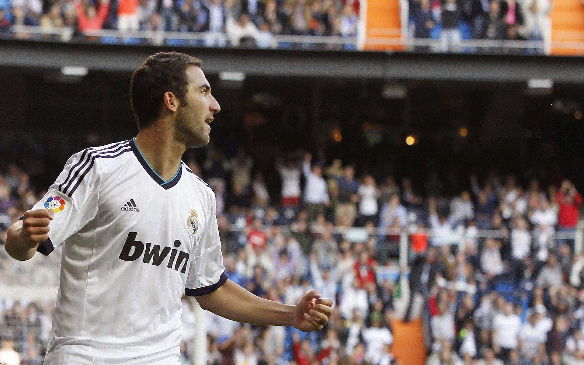 皇社主席力挺苏契奇，球迷质疑声中坚守瑰宝，欧洲豪门的梦中锋何去何从？