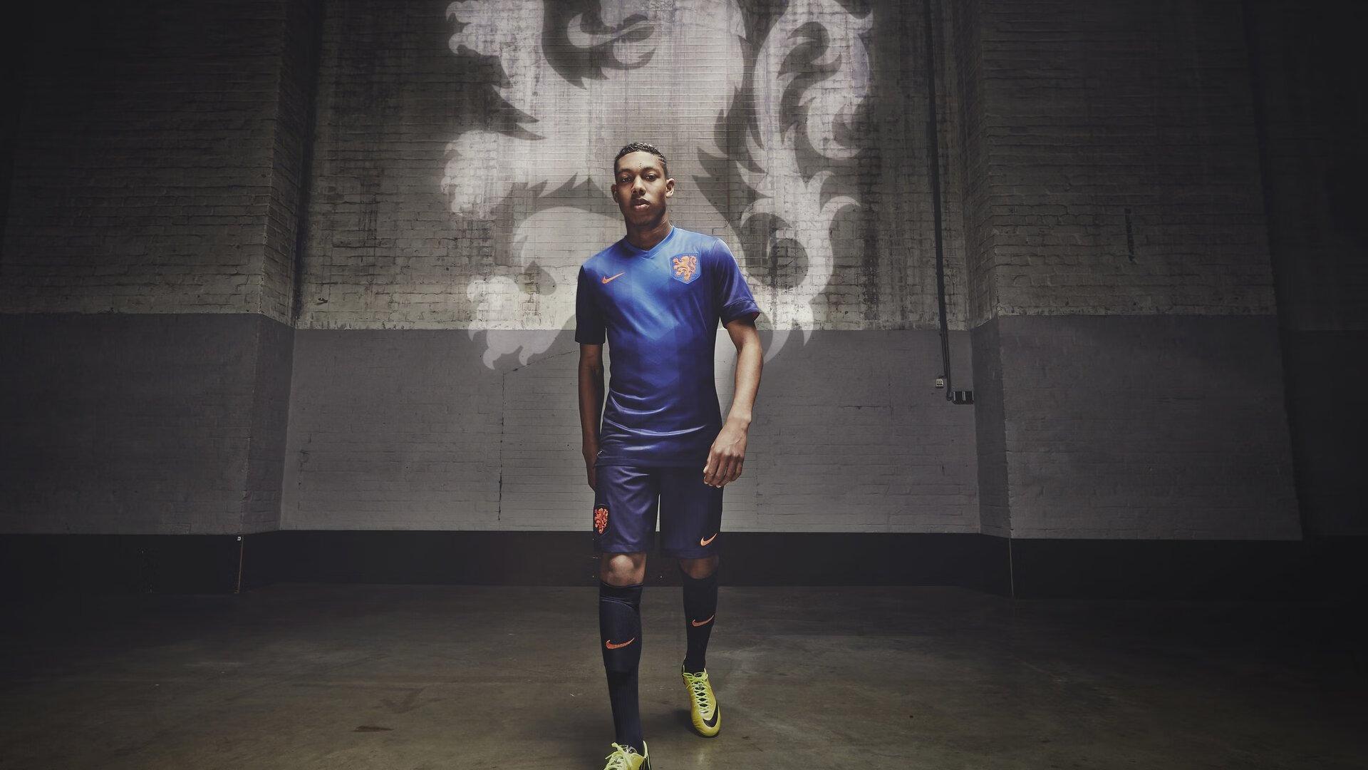 达拉斯独行侠加冕西部冠军，时隔13年重返总决赛舞台